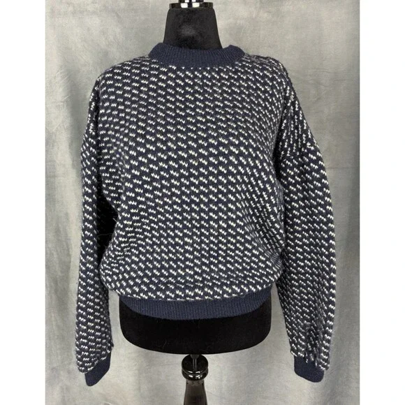 Vintage LL Bean Norwegian Birdseye Fair Isle Fisherman Wool Sweater Size L Blue - Picture 2 of 13